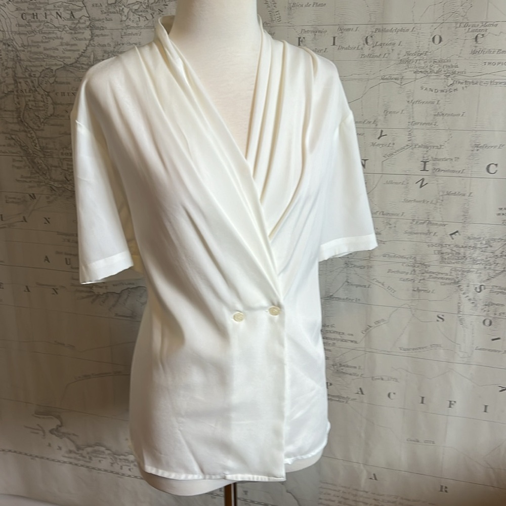 Blouse - Picture 2 of 4